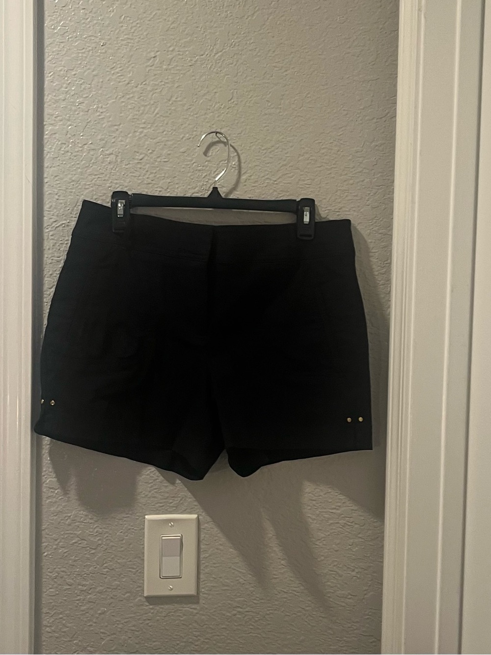 THALIA Sodi Black High-Rise Stud Trim SHORT SHORTS.